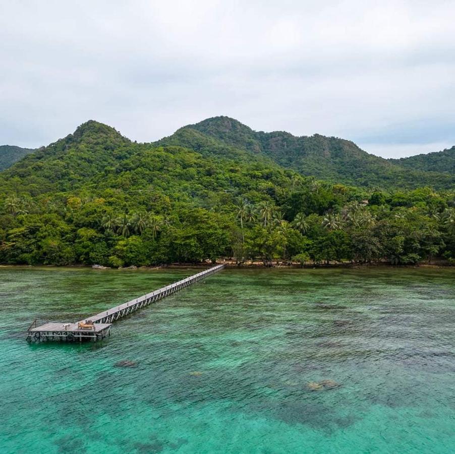 Alam Kita Hotel Karimunjawa Exterior foto