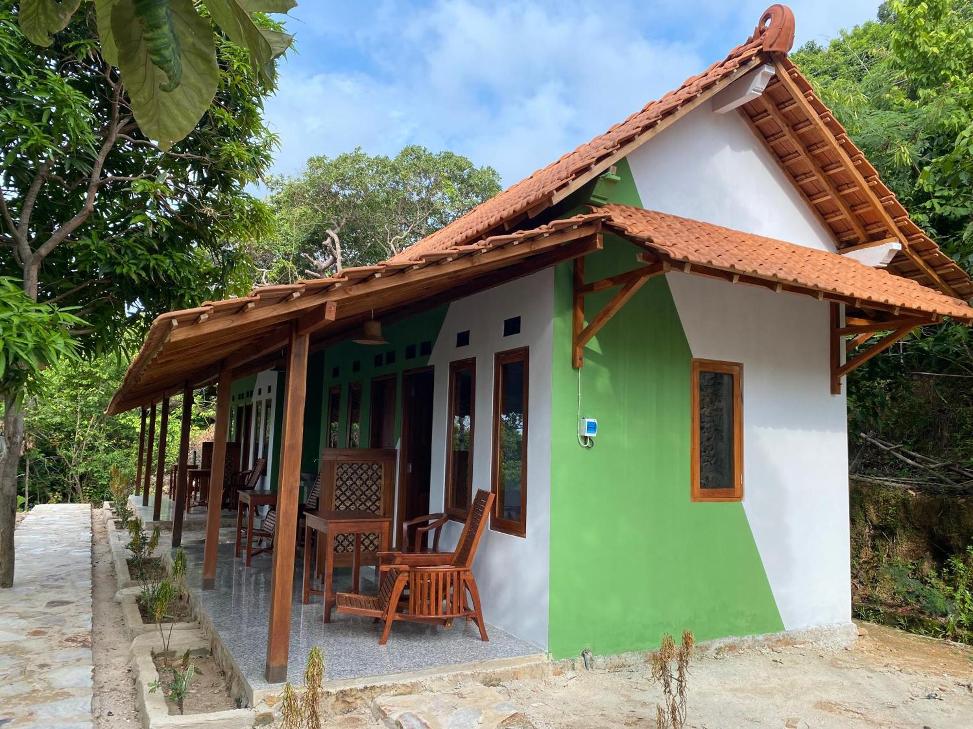 Alam Kita Hotel Karimunjawa Exterior foto